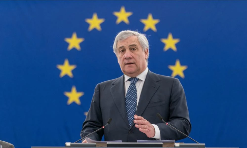  Ιταλία: Παίρνει αποστάσεις από τη Γαλλία - Η αποστολή νατοϊκών στρατευμάτων στην Ουκρανία μπορεί να οδηγήσει σε Γ' Παγκόσμιο